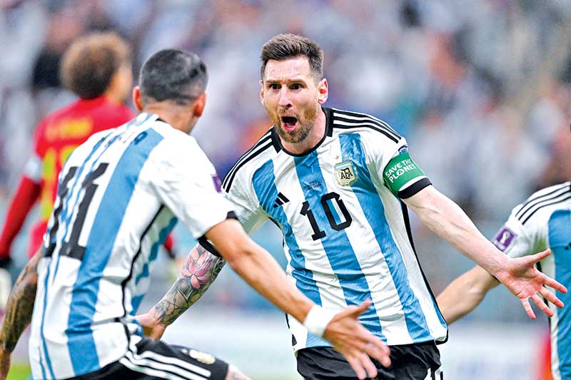 Lionel Messi's legacy, comparisons to Maradona