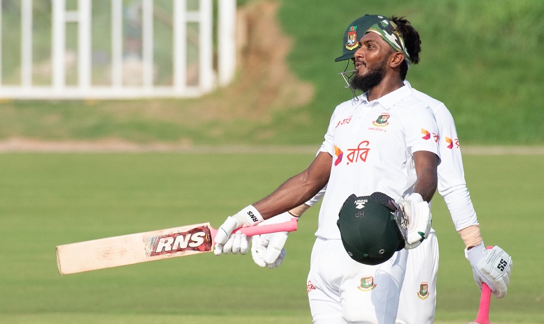 Jaker Ali celebrates his century. Photo: PCB