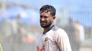 Shakib to play County cricket for Surrey