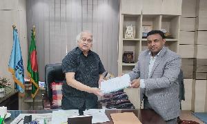 NSTU VC greets UGC Chairman
