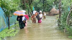 12.5 lakh people marooned in Noakhali floodwater