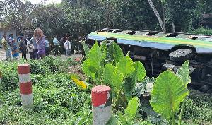 2 dead, 10 Injured in Gopalganj road accident