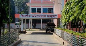 Rajshahi commissioner faces controversy over rapid hiring of 27 employees 