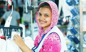 Ashulia workers' strike leads to general leave in 10 factories