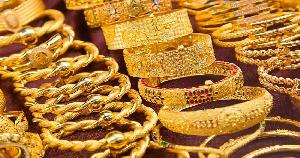 Gold prices surge to Tk 138,393 per Bhori