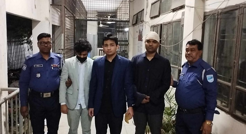 Police escort the three youths, arrested in the case filed over the death of Buet student Muhtasim Masud, at the Narayanganj court premises on Friday, 20 December, 2024. Photo: Collected