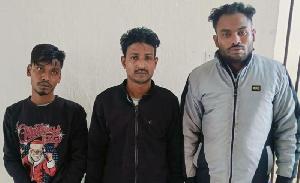 3 held with 340 sacks of smugggled sugar in Sylhet