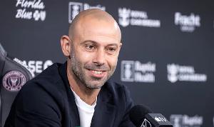 Inter Miami's Mascherano cools Neymar talk