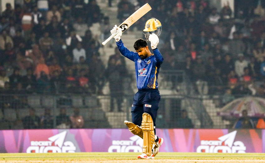 Litton Das celebrates his maiden BPL century. Photo: Collected