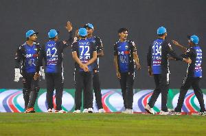 Rangpur remain unbeaten with a narrow win over Khulna 