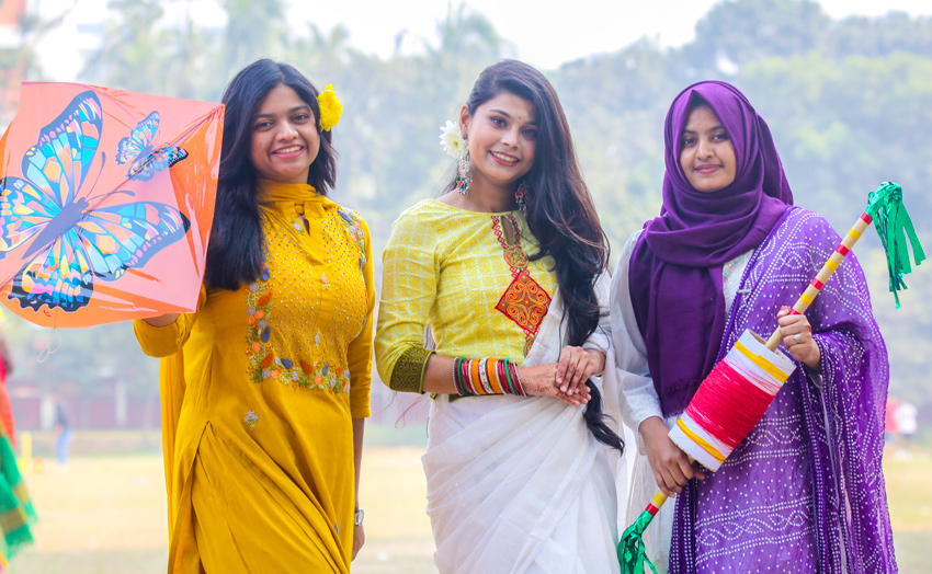 Several students of Dhaka University joined the century-old Shakrain festival with colorfull kites. Photo: Sumit Ahmed