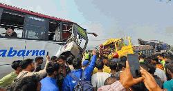 2 killed, 10 injured in Faridpur road collision
