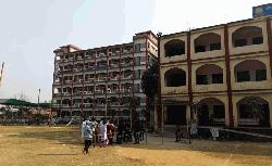 Mobile restrictions cause discontent at Mirpur polling centre