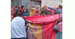 Housewife commits suicide in Kurigram
