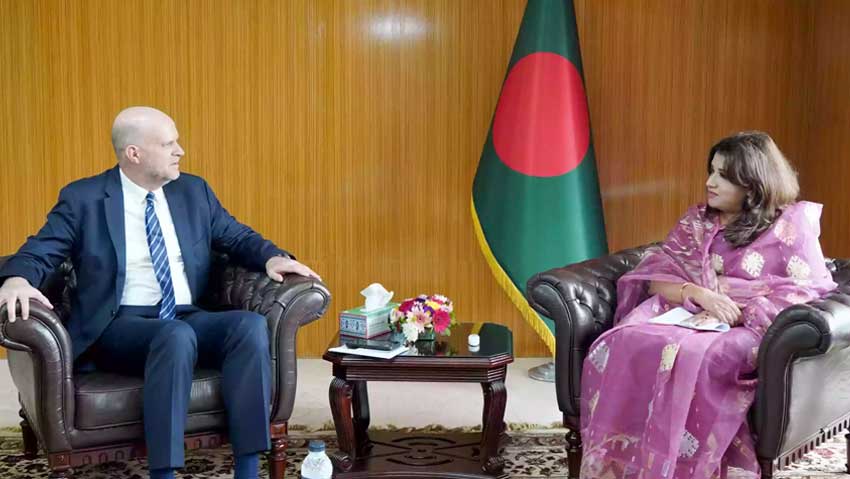 বাংলাদেশে অনলাইন শিক্ষার ভবিষ্যৎ: চ্যালেঞ্জ ও সম্ভাবনা নিয়ে নতুন গবেষণা