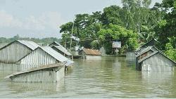 Northern region records heavy rainfall; flood risk looms in 3 dists