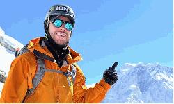 Australian climber on record sea-to-summit Everest bid