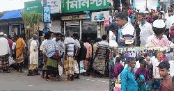 Trading sweat for survival in Charfesson's biweekly labor market