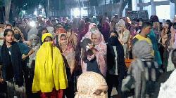 Midnight protest erupts at Eden College demanding ban on student politics