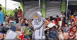 Hundreds flock at India-Bangladesh border moved to West Bengal holding centers