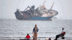 US attacks Iranian sites 