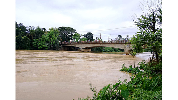 Heavy rain, hill runoff flood low-lying areas in Sherpur