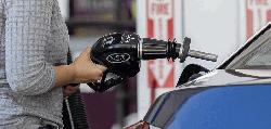 Oil tops $100 a barrel as Middle East tensions escalate
