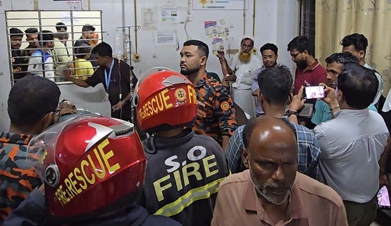 One dead, 15 injured in Sunamganj bus accident