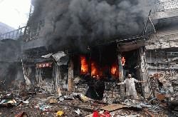 Deadly bomb attact hits in Pakistan