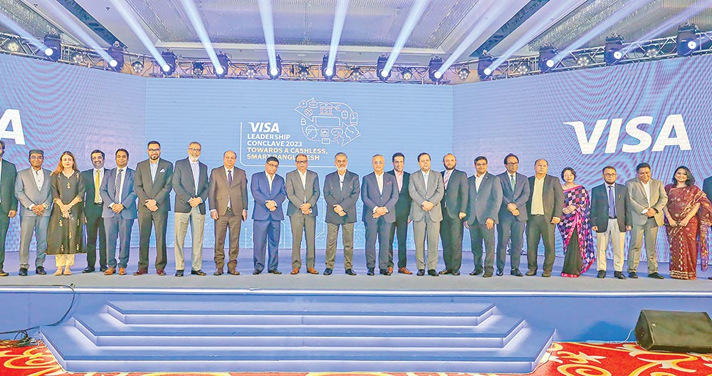 Visa honours 32 payment industry leaders in BD