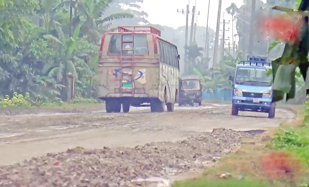 Char Fasson people suffer for incomplete road