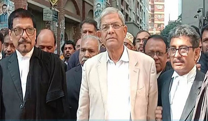 BNP Secretary General Mirza Fakhrul Islam Alamgir appears at court on Wednesday