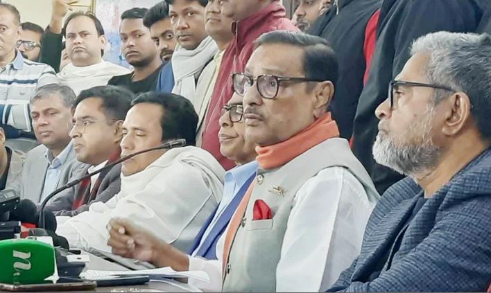 Awami League General Secretary Obaidul Quader addresses a press briefing held at the AL president's political office at Dhanmondi in the capital on Thursday.