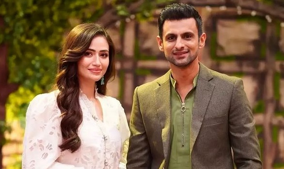 Pakistan cricket star Shoaib Malik has married actress Sana Javed