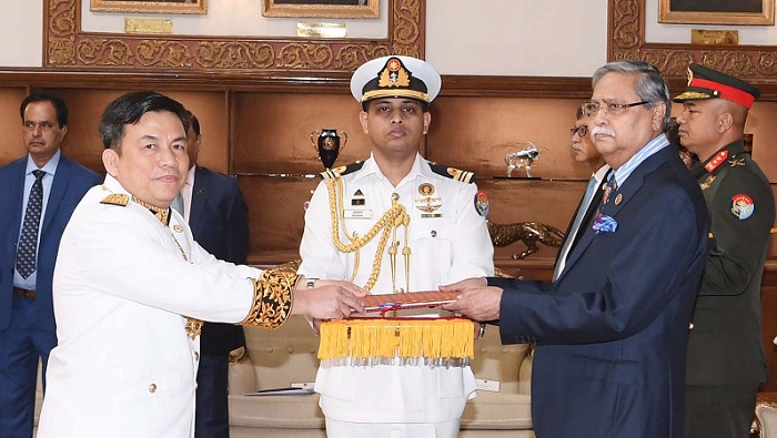 President Mohammed Shahabuddin (right) receives credentials of newly appointed Ambassador of Cambodia Koy Kuong at Bangabhaban in Dhaka on Wednesday (January 31, 2024) 