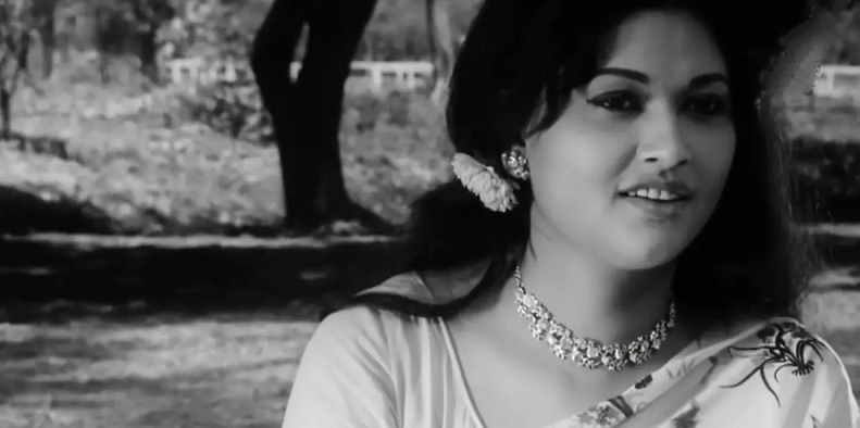 Veteran Bengali actor Anjana Bhowmick died on Saturday in Kolkata of West Bengal. She was known for her chemistry with actor Uttam Kumar.