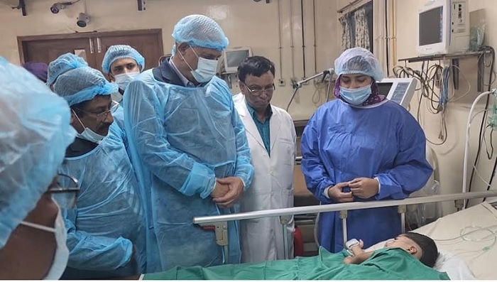 Health and Family Welfare Minister Professor Dr Samanta Lal Sen told a press conference at BSMMU and other surgeons witness the twins after their successful operation on Tuesday