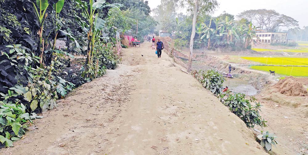 Sirajganj people suffer for road work suspension
