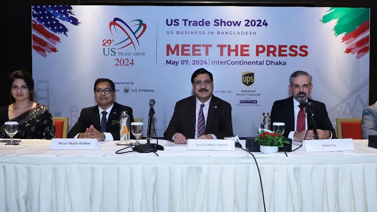 Syed Ershad Ahmed (2nd from right), president of the American Chamber of Commerce in Bangladesh (AmCham), addresses a press conference at InterContinental Dhaka on Tuesday.