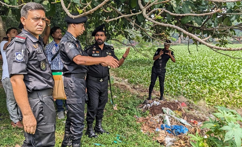 The investigation team visits the sites relating to the murder of Narayanganj student Tanvir Muhammad Twaki.