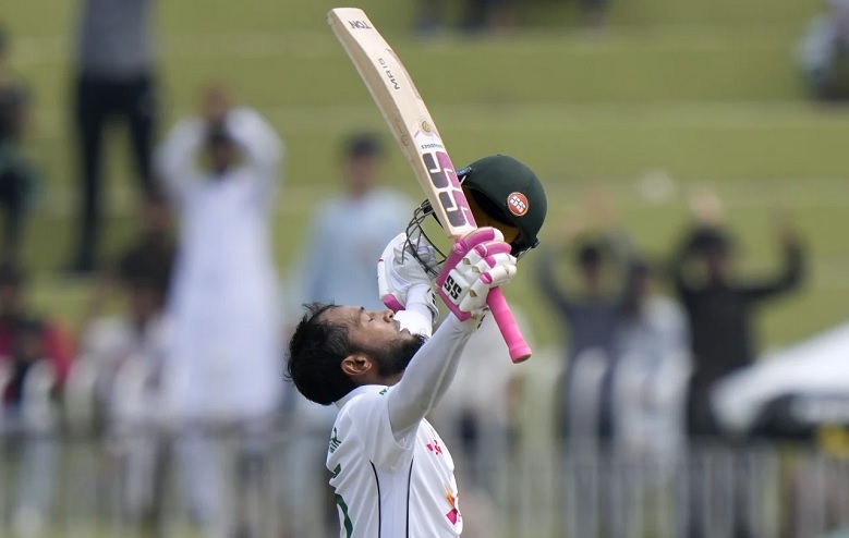 Mushfiqur Rahim completed his 11th Test century on Aug 24, 2024 •Associated Press