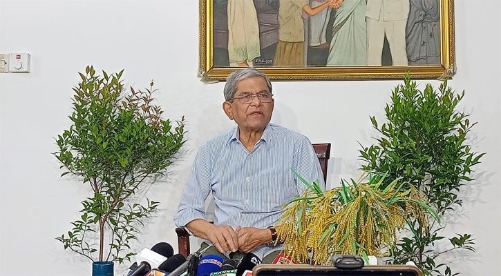 BNP Secretary General Mirza Fakhrul Islam Alamgir talks with journalists at the BNP Chairperson's office at Gulshan in the city on Saturday morning.