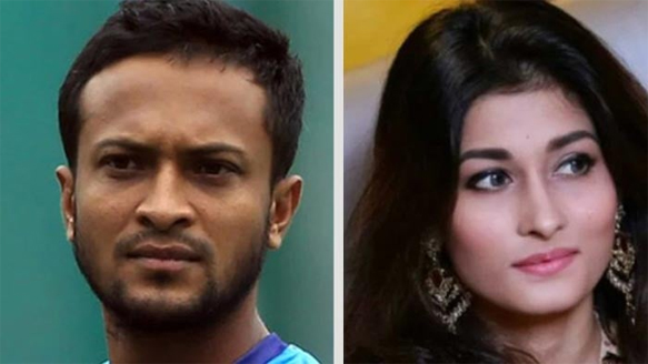 Shakib Al Hasan and his wife, Umme Roman Ahmed 