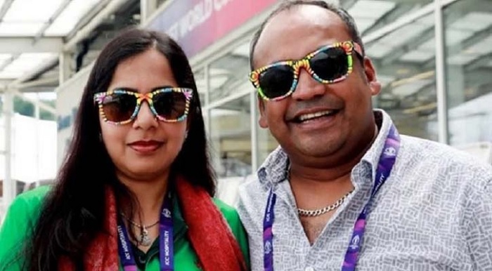  Naimur Rahman Durjoy (right) and his wife