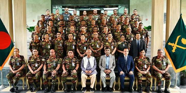 Chief Adviser Dr Muhammad Yunus poses for a photo session with senior army officers at the Army Headquarters in Dhaka on Sunday, October 6, 2024. Photo: PID