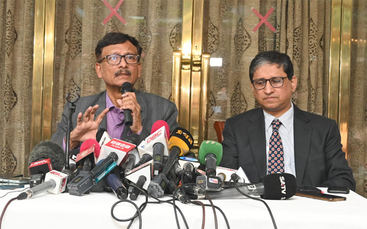  Foreign Affairs Adviser Md Touhid Hossain speaks at a press briefing at State Guest House Padma on Monday. Photo: Collected 