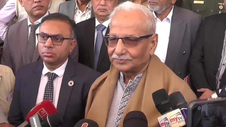 Electoral System Reform Commission chief Dr Badiul Alam Majumdar speaks to journalists following an open discussion with local administration, political parties and civil society members on the electoral reforms at Rangpur deputy commissioner's office early Thursday (December 19) afternoon.