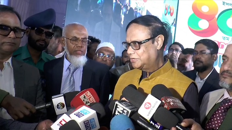 Bangladesh Bank governor Dr Ahsan H Mansur talks to local journalists after the opening ceremony of Ghatail Branch of Islami Bank Bangladesh PLC, at Ghatail Upazila Auditorium in Tangail on Saturday afternoon.